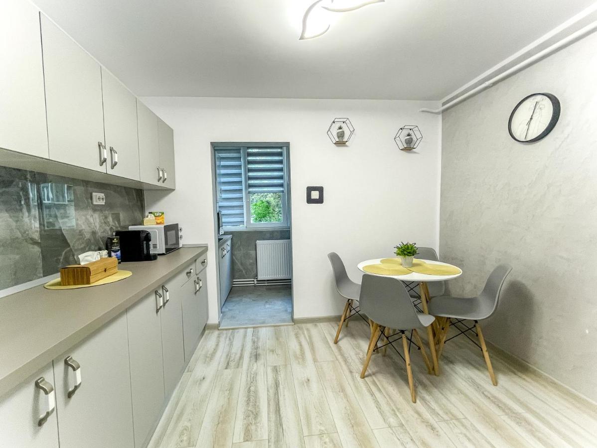Loghin Residence Suceava Ngoại thất bức ảnh